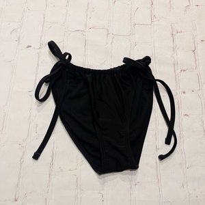 [Wild Fable] NWT black cheeky string bikini swim bottom SMALL